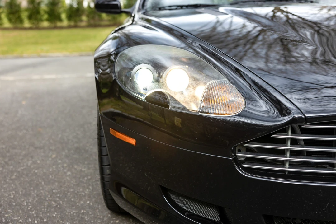 2009 Aston Martin DB9 - Image 18 of 31