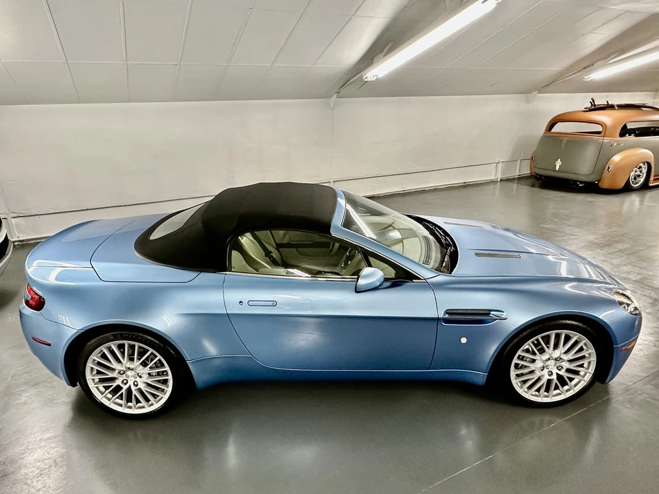 2009 Aston Martin V8 Vantage (2006-2017) - Image 9 of 31