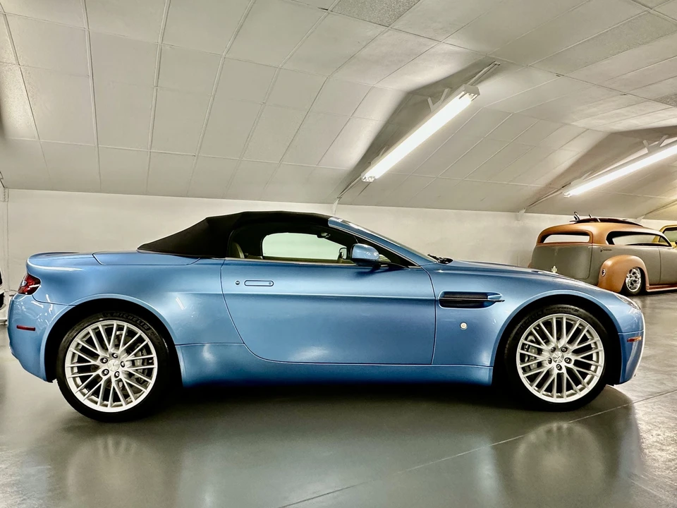 2009 Aston Martin V8 Vantage (2006-2017) - Image 8 of 31
