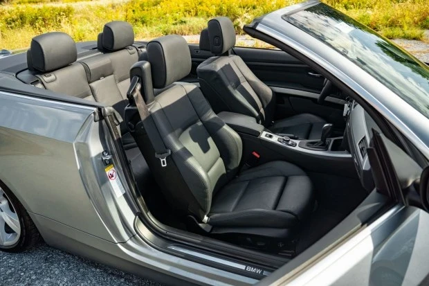2009 BMW E93 335i Convertible - Image 4 of 7