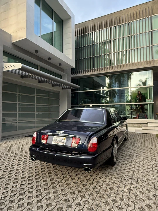 2009 Bentley Arnage Final Series - Image 28 of 31