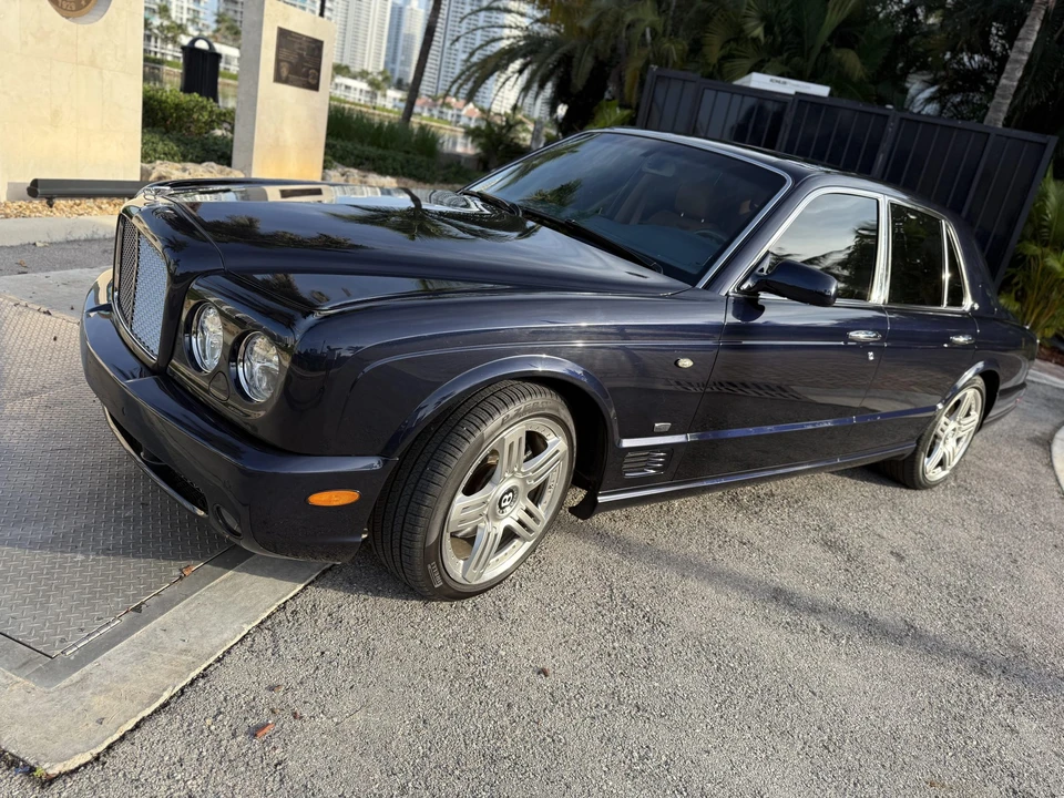 2009 Bentley Arnage Final Series - Image 8 of 31