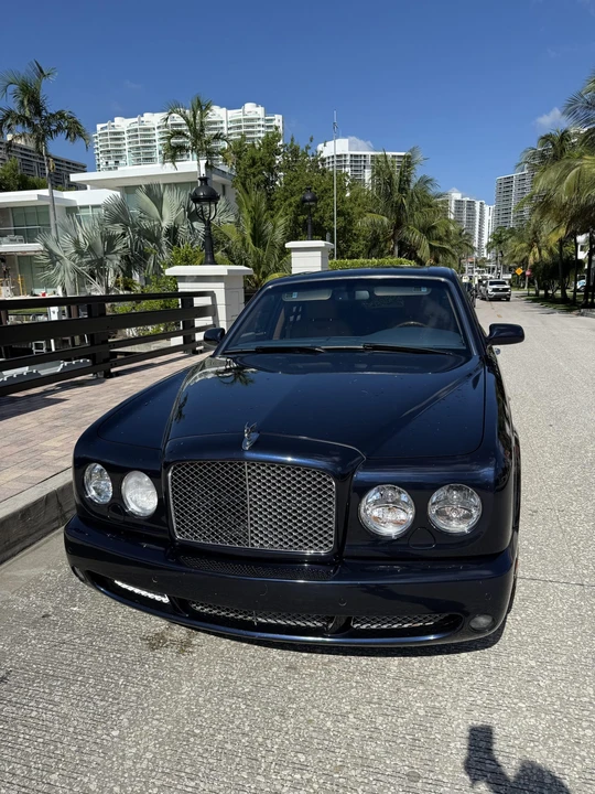 2009 Bentley Arnage Final Series - Image 2 of 31