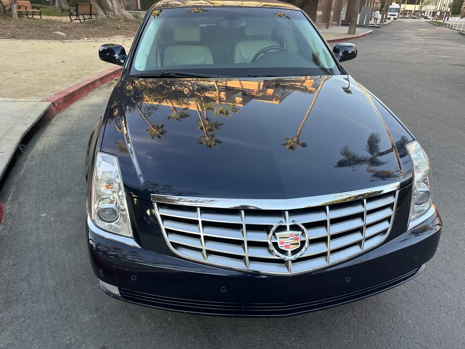 2009 Cadillac DTS - Image 15 of 31