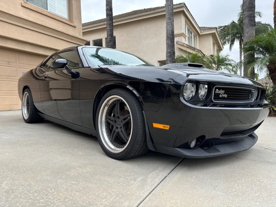 2009 Dodge Challenger 3rd Gen - Image 12 of 31
