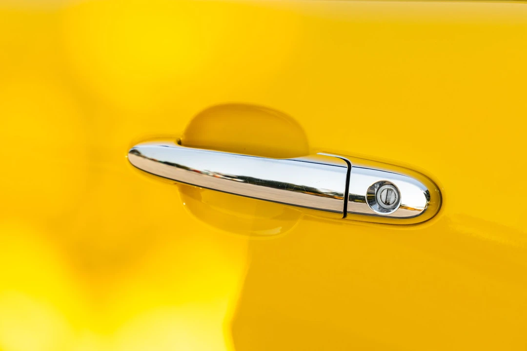 2009 Pontiac Solstice - Image 29 of 31
