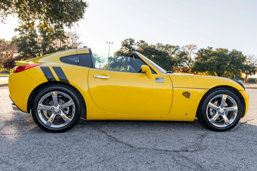 2009 Pontiac Solstice - Image 5 of 31