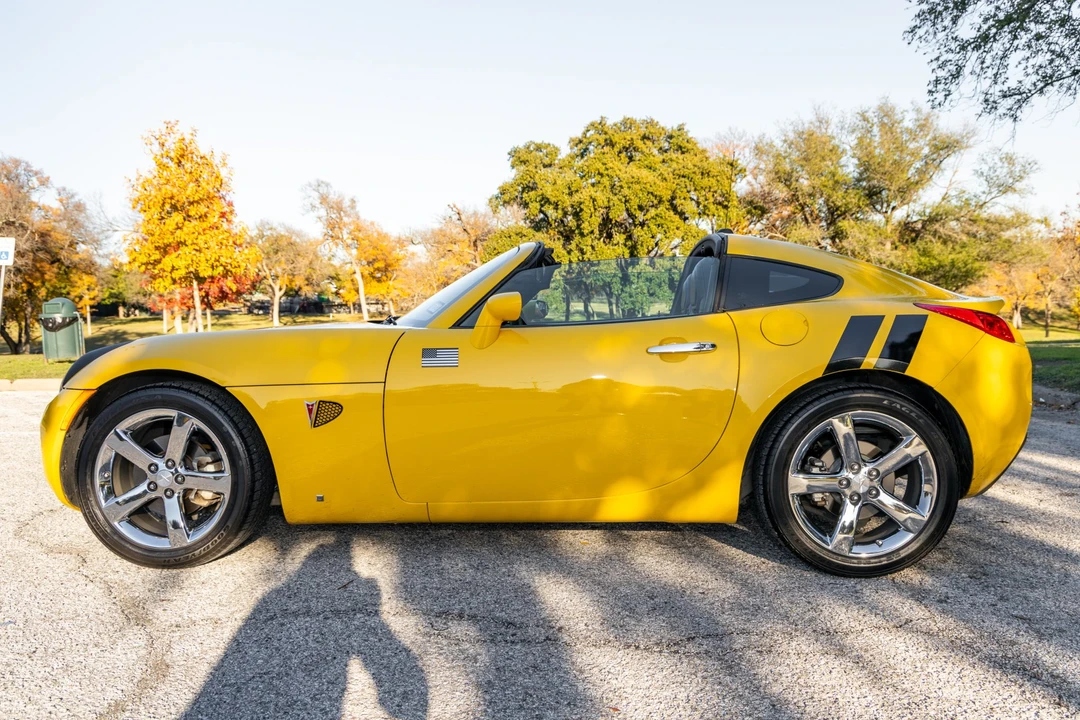 2009 Pontiac Solstice - Image 9 of 31