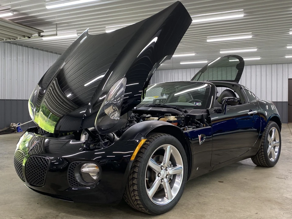 2009 Pontiac Solstice GXP - Image 14 of 31