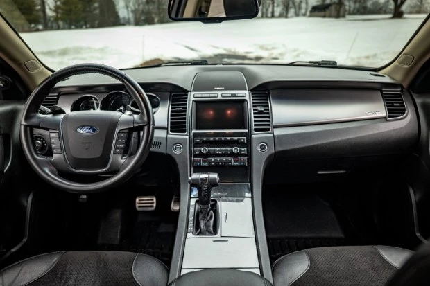 2010 Ford Taurus 5th Gen - Image 5 of 7