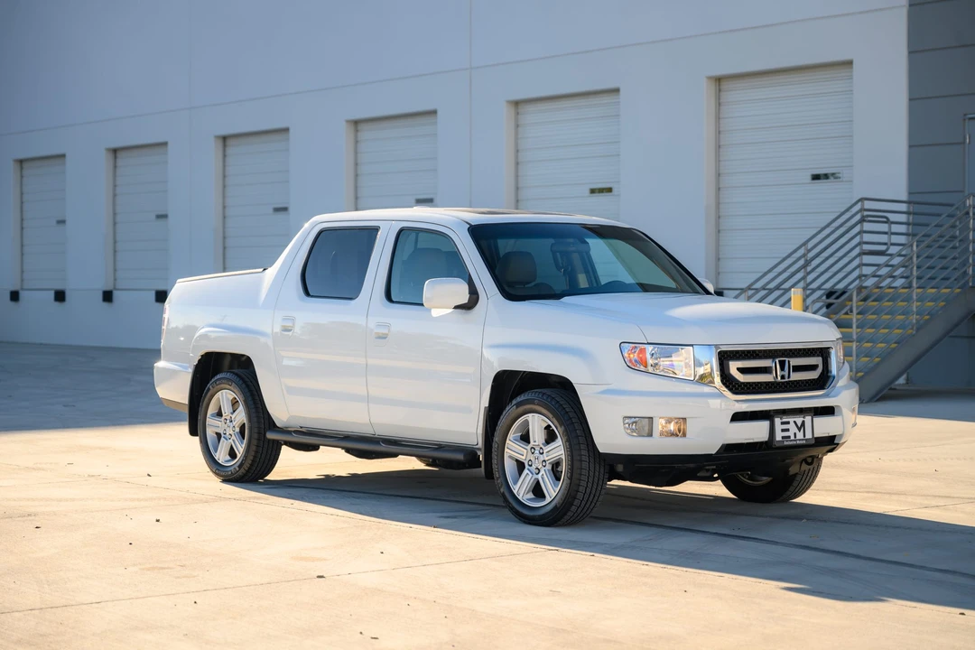2010 Honda Ridgeline 1st Gen - Image 3 of 31