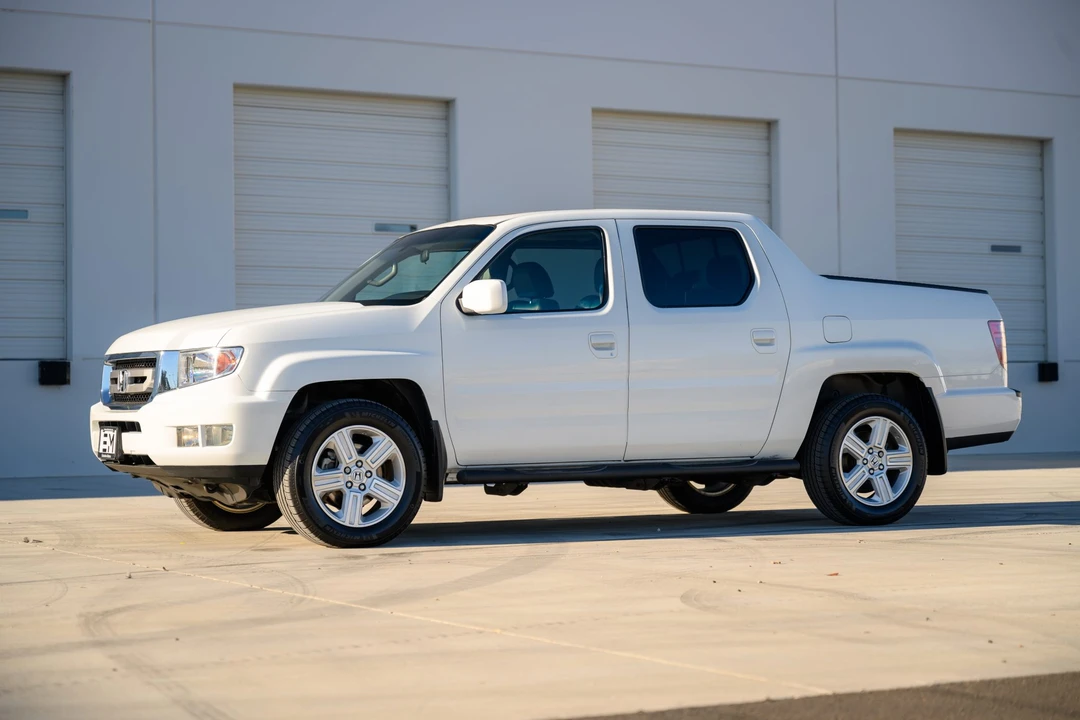 2010 Honda Ridgeline 1st Gen - Image 11 of 31