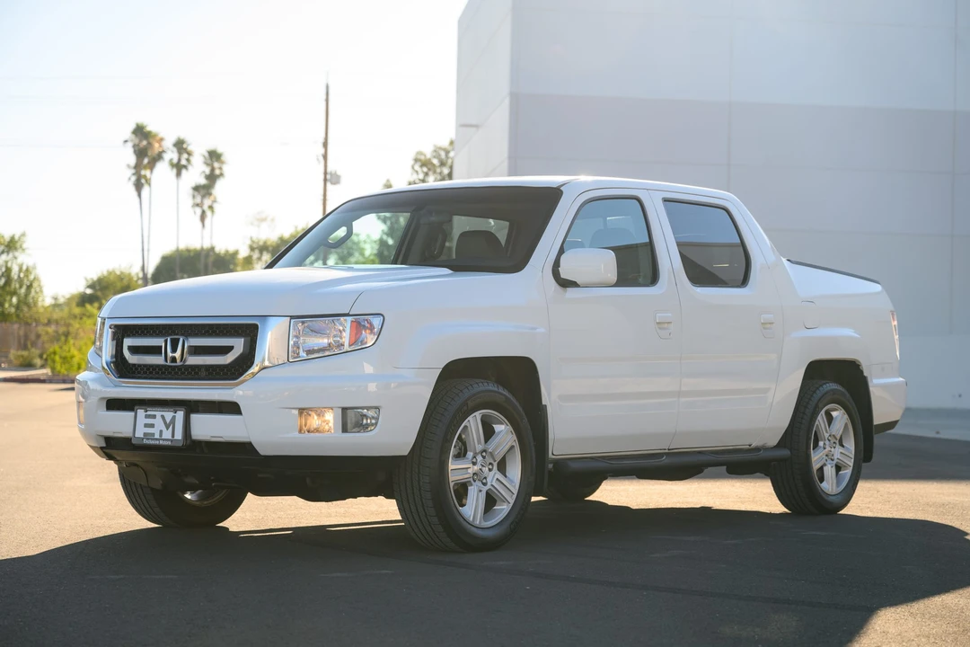 2010 Honda Ridgeline 1st Gen - Image 10 of 31