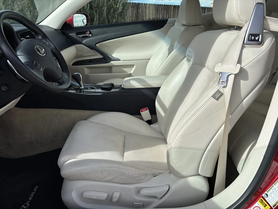 2010 Lexus IS 2nd Gen - Image 30 of 31
