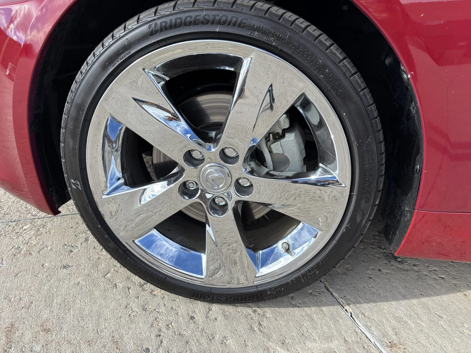 2010 Lexus IS 2nd Gen - Image 27 of 31