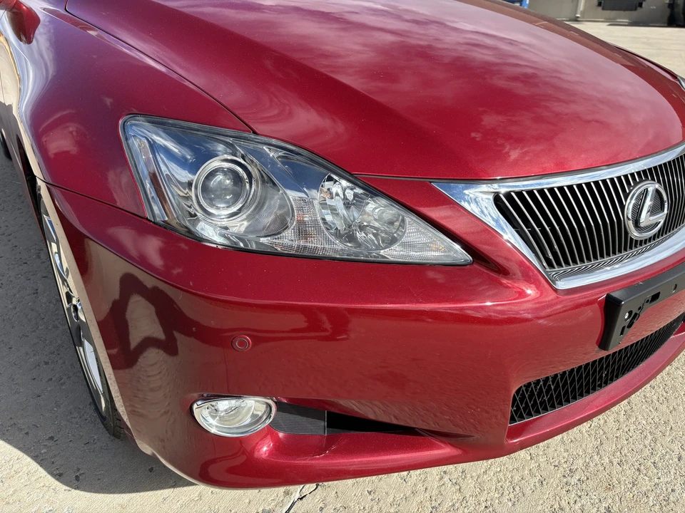 2010 Lexus IS 2nd Gen - Image 19 of 31