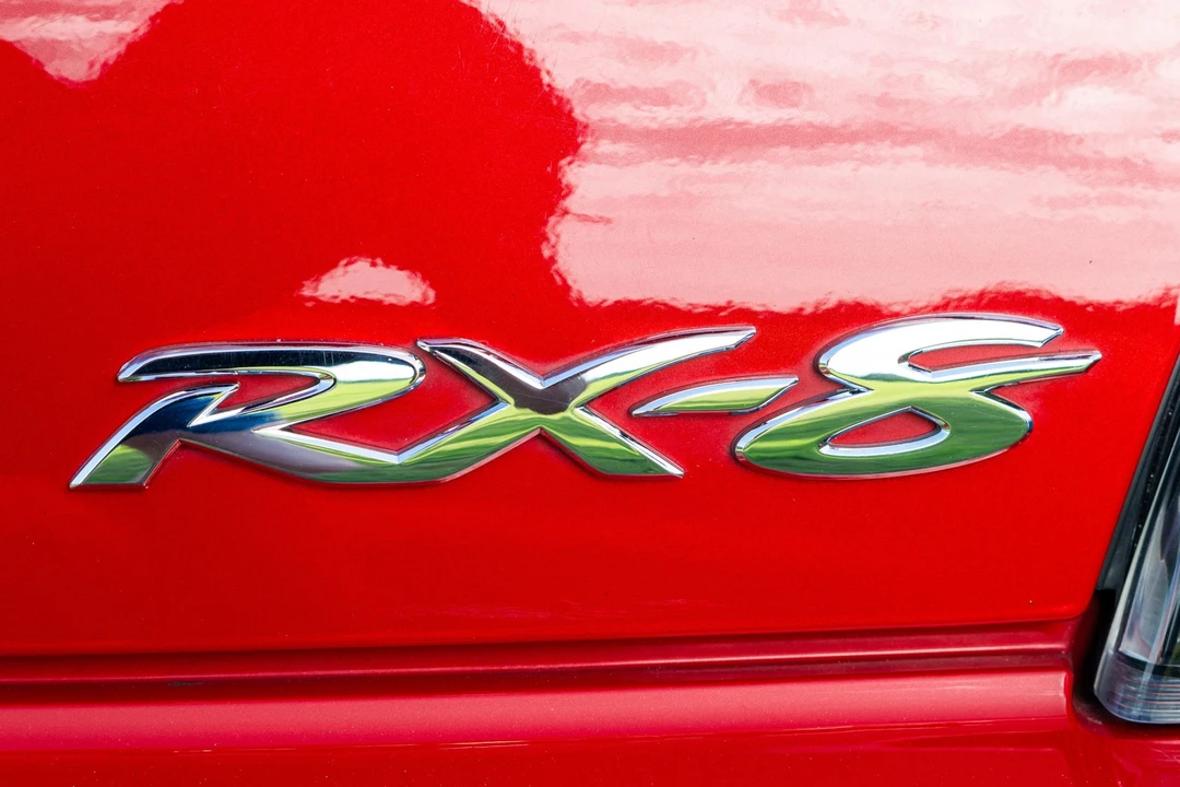 2010 Mazda RX-8 2nd Gen - Image 27 of 31