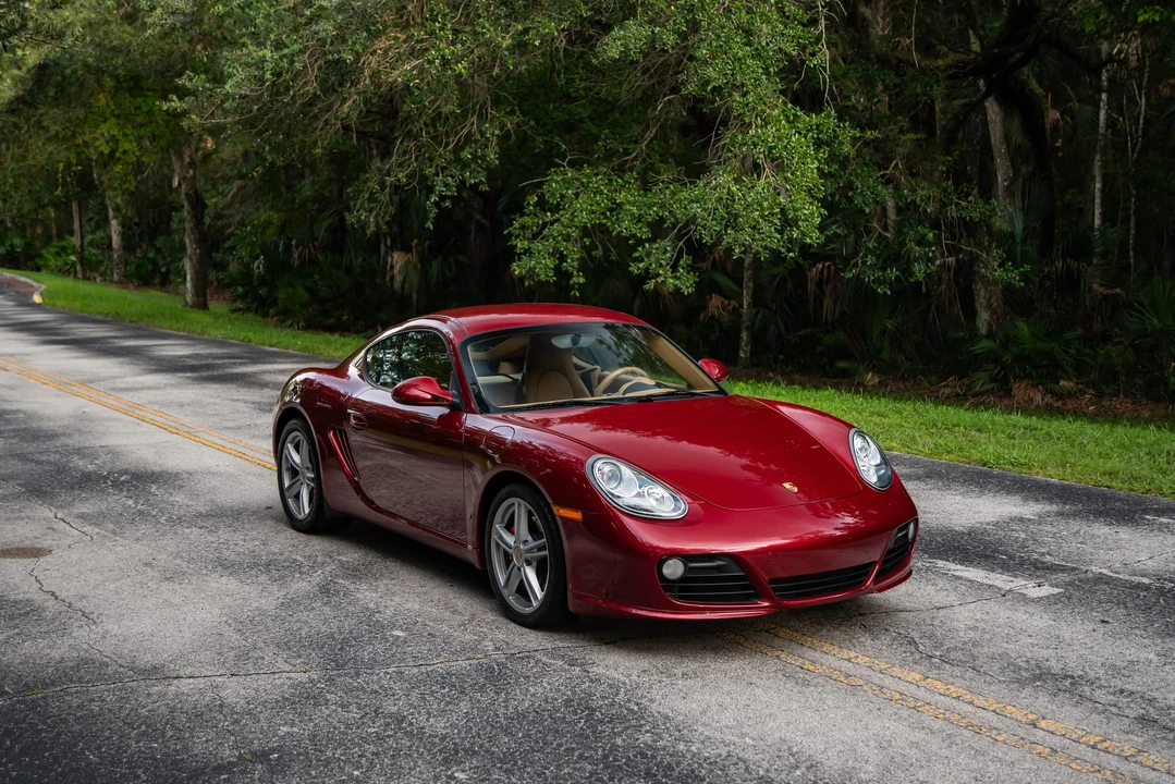 2010 Porsche 987 Cayman - Image 2 of 31