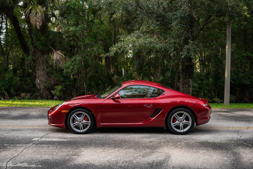 2010 Porsche 987 Cayman - Image 8 of 31