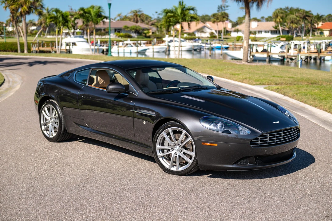 2011 Aston Martin DB9 - Image 11 of 31