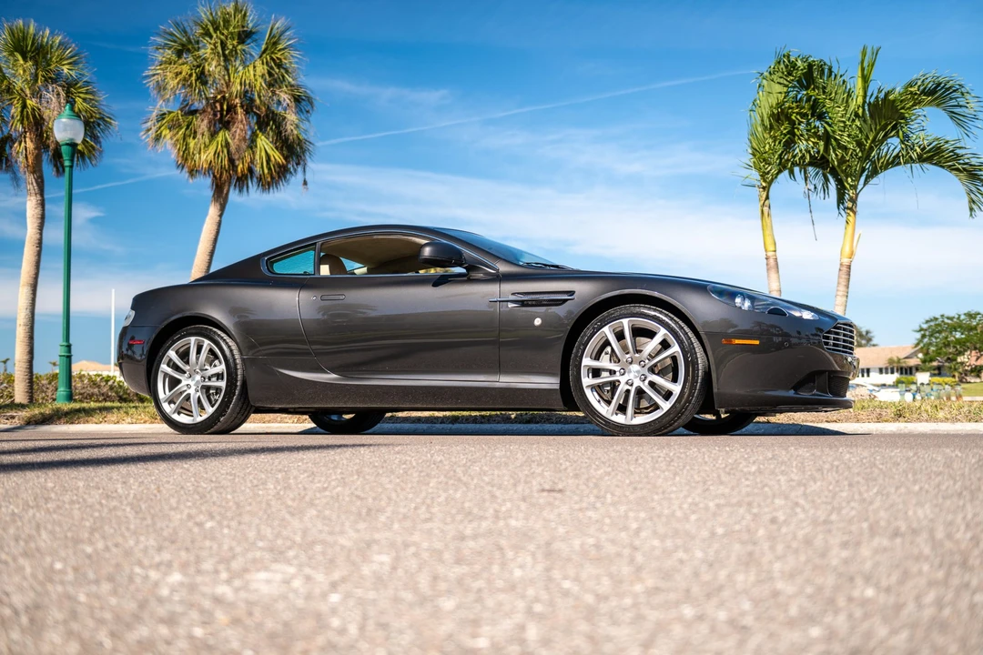2011 Aston Martin DB9 - Image 16 of 31