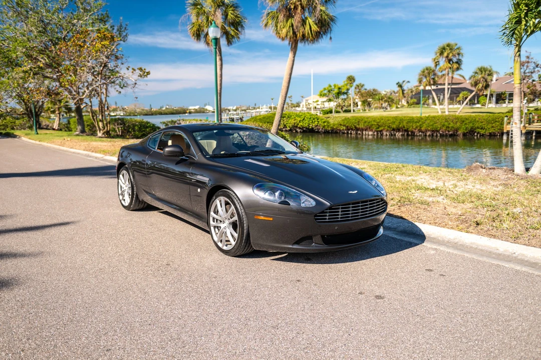 2011 Aston Martin DB9 - Image 5 of 31