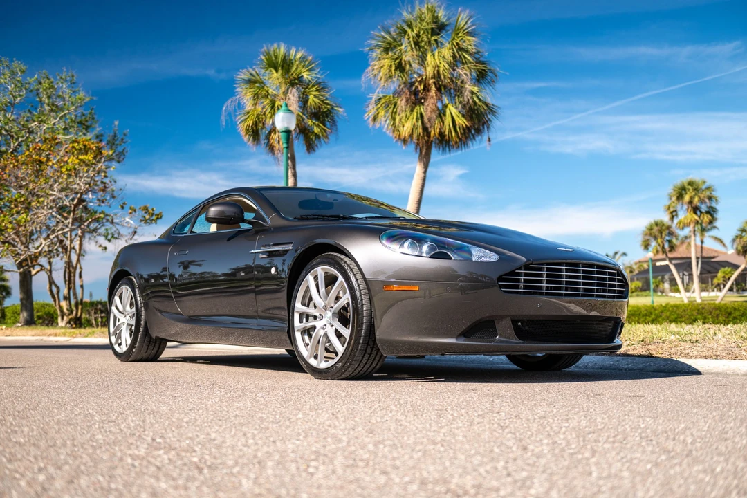 2011 Aston Martin DB9 - Image 13 of 31