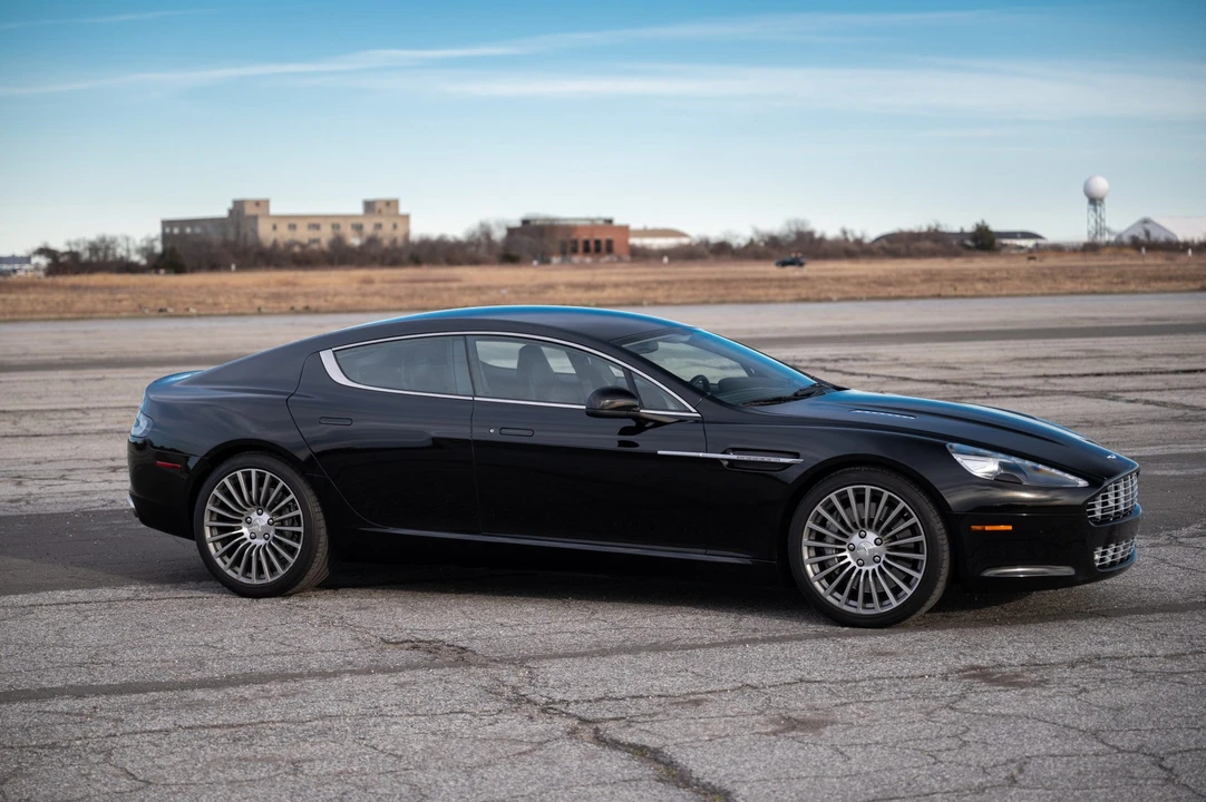 2011 Aston Martin Rapide - Image 29 of 31