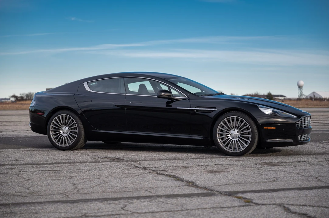 2011 Aston Martin Rapide - Image 30 of 31
