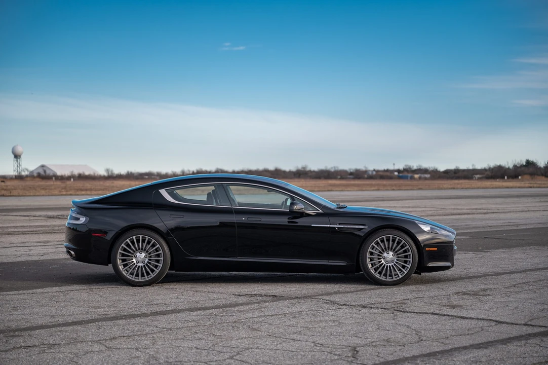 2011 Aston Martin Rapide - Image 31 of 31