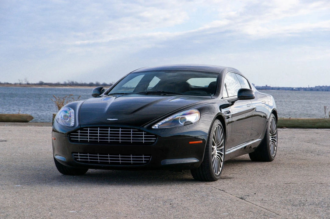 2011 Aston Martin Rapide - Image 2 of 31