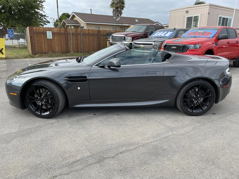 2011 Aston Martin V8 Vantage (2006-2017) - Image 19 of 31
