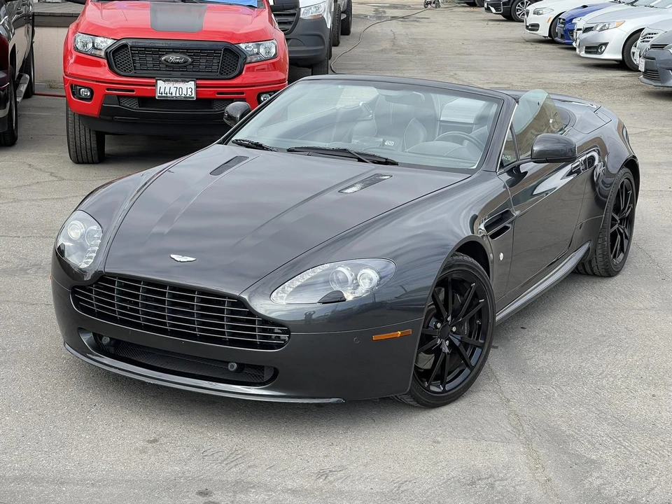 2011 Aston Martin V8 Vantage (2006-2017) - Image 17 of 31