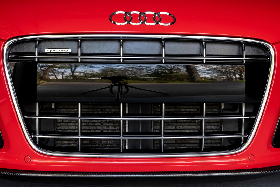 2011 Audi 42 R8 - Image 17 of 31