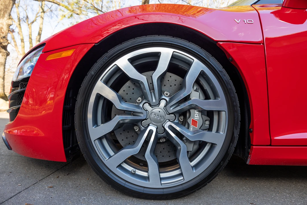 2011 Audi 42 R8 - Image 31 of 31
