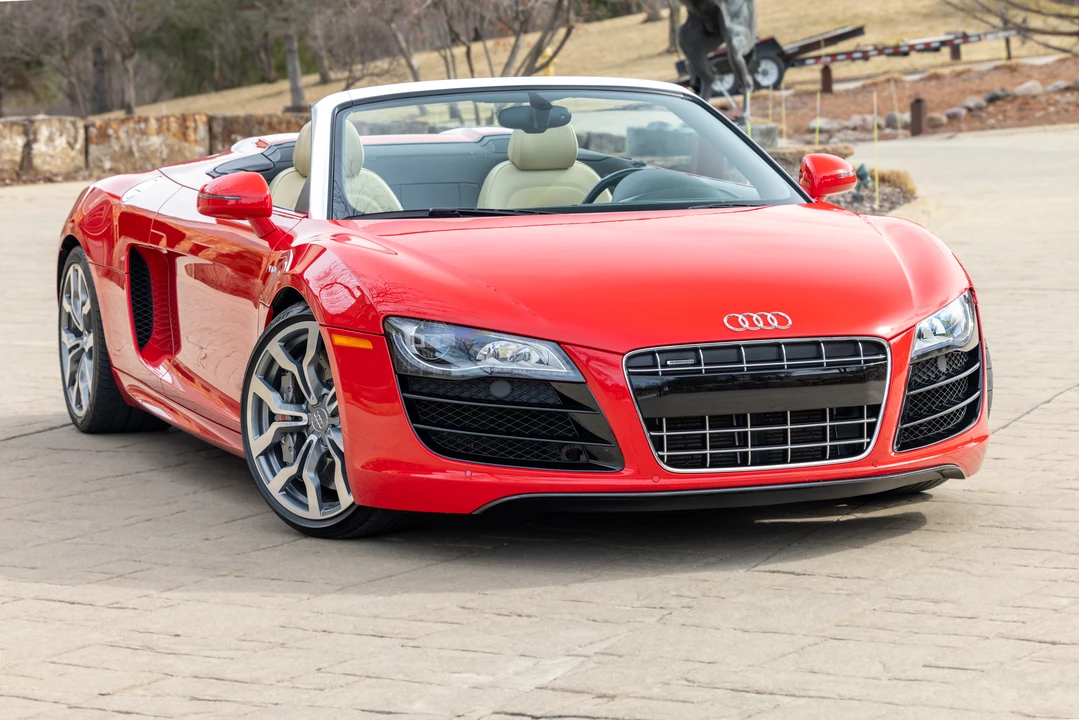 2011 Audi 42 R8 - Image 9 of 31