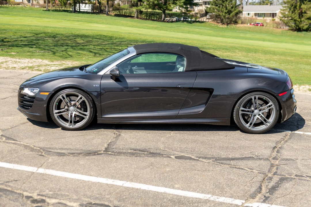 2011 Audi 42 R8 - Image 5 of 31