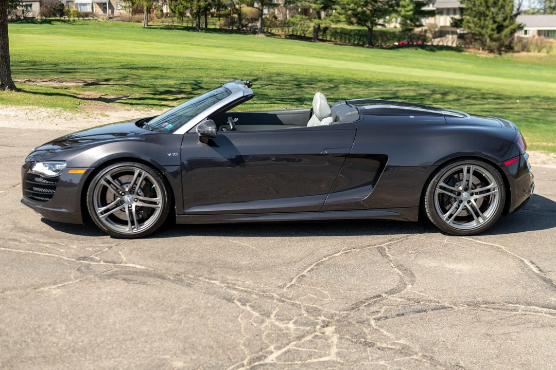 2011 Audi 42 R8 - Image 4 of 31