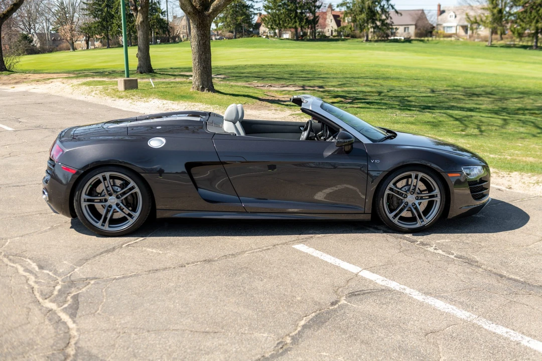 2011 Audi 42 R8 - Image 15 of 31