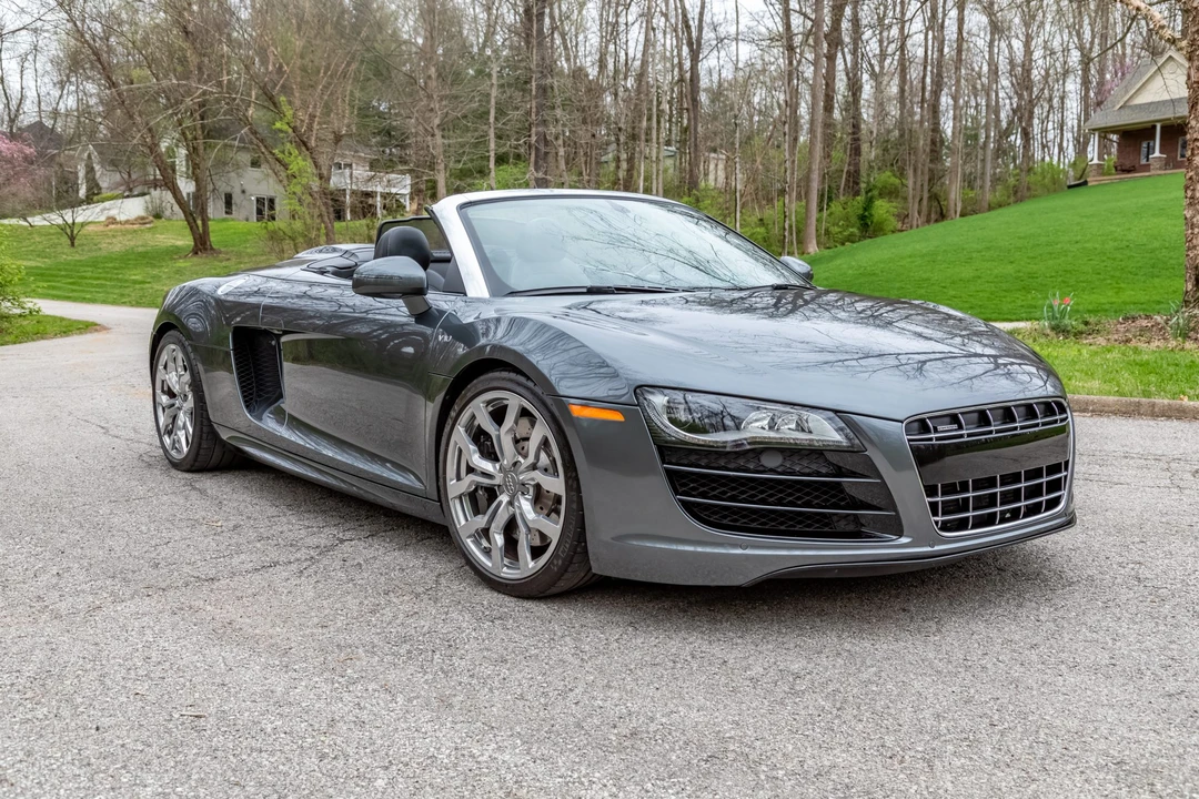 2011 Audi 42 R8 - Image 7 of 31