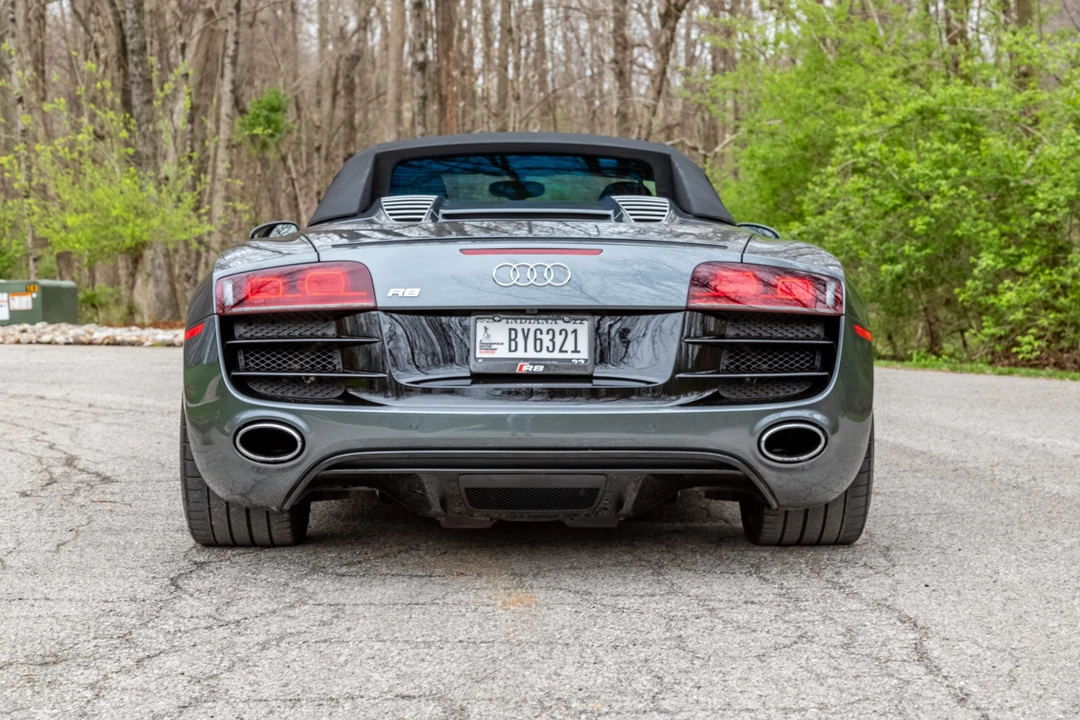 2011 Audi 42 R8 - Image 14 of 31
