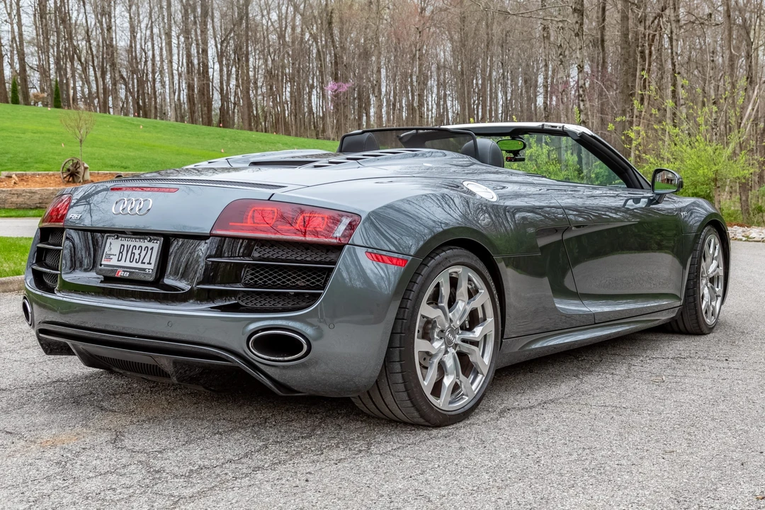 2011 Audi 42 R8 - Image 5 of 31