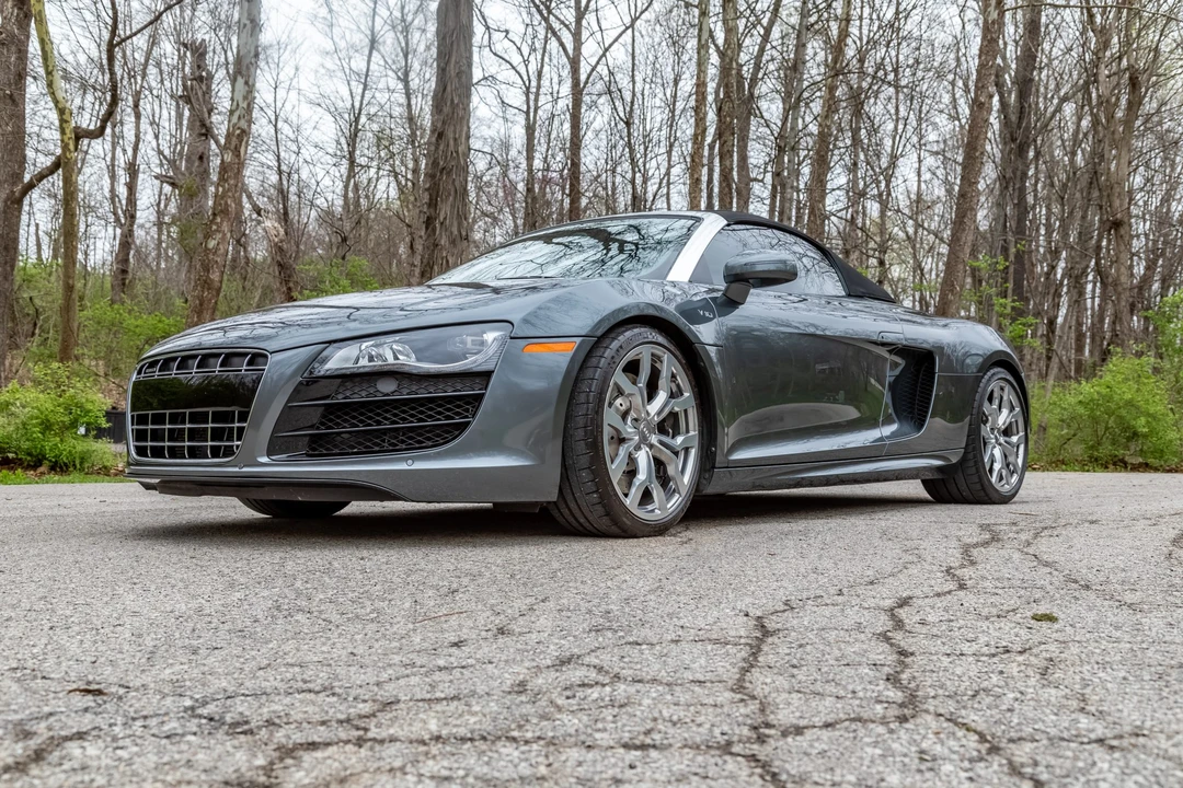 2011 Audi 42 R8 - Image 10 of 31