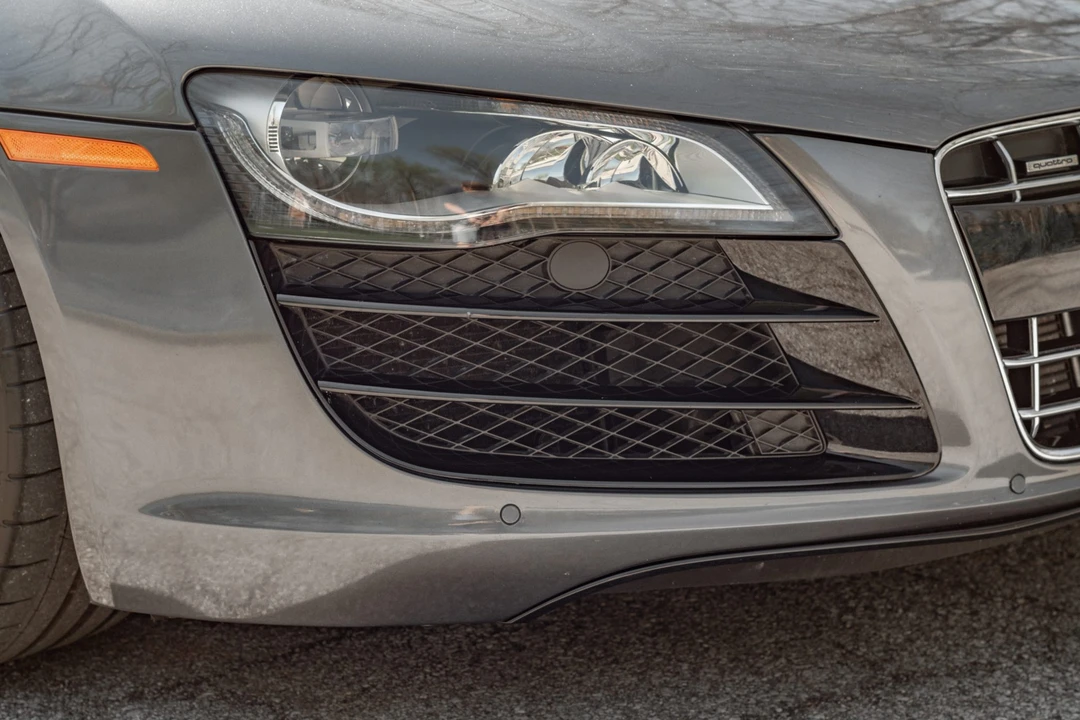 2011 Audi 42 R8 - Image 28 of 31