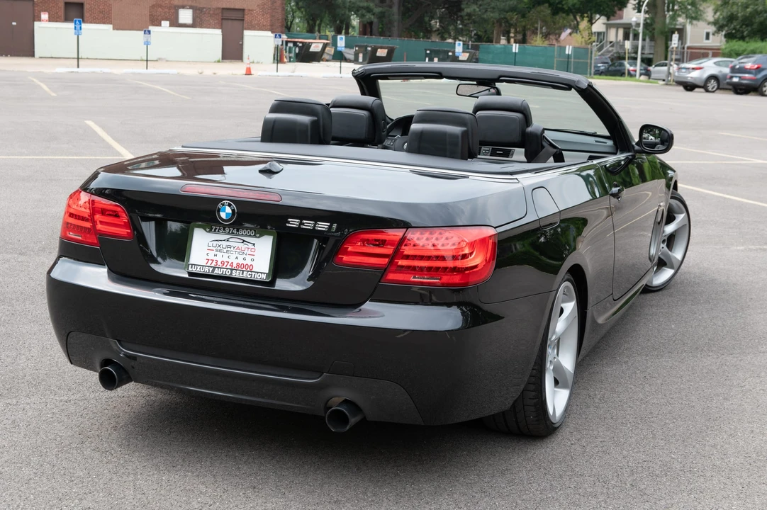 2011 BMW E93 335i Convertible - Image 24 of 31