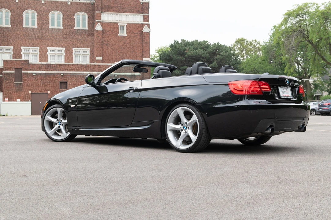 2011 BMW E93 335i Convertible - Image 13 of 31
