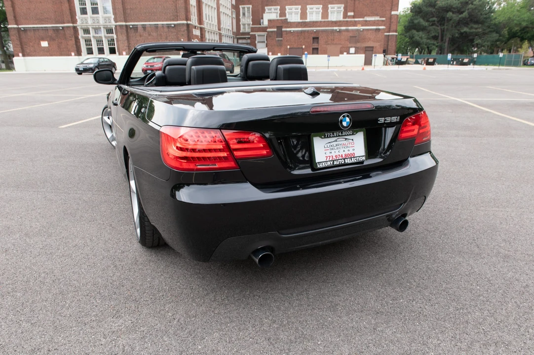 2011 BMW E93 335i Convertible - Image 22 of 31