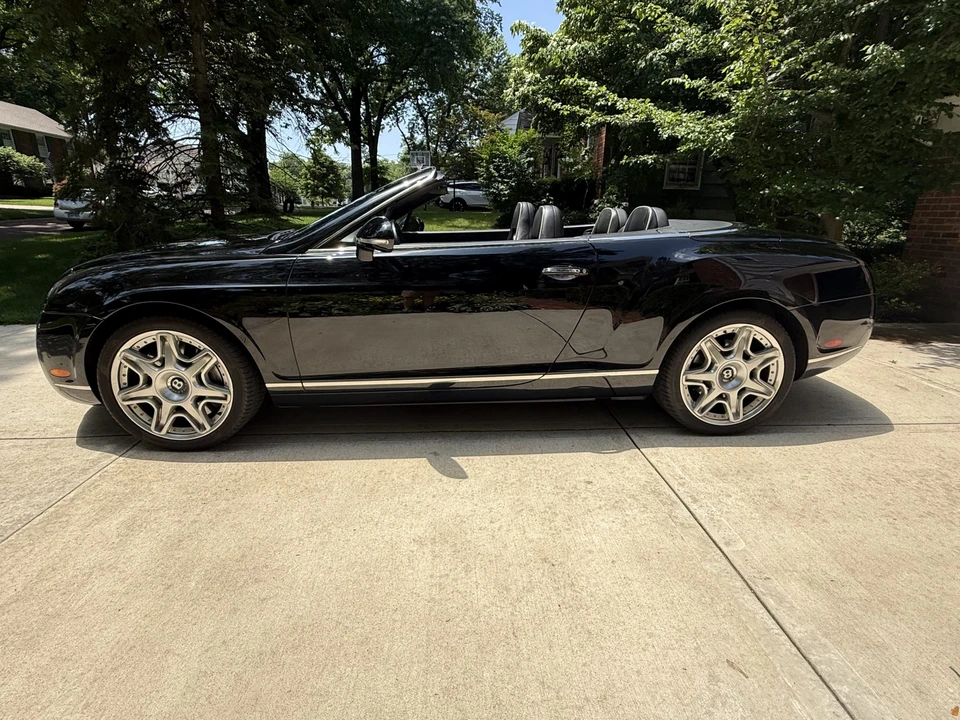 2011 Bentley Continental GTC - Image 9 of 31