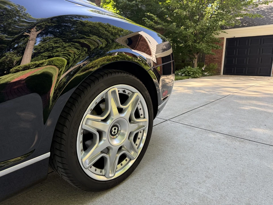 2011 Bentley Continental GTC - Image 28 of 31
