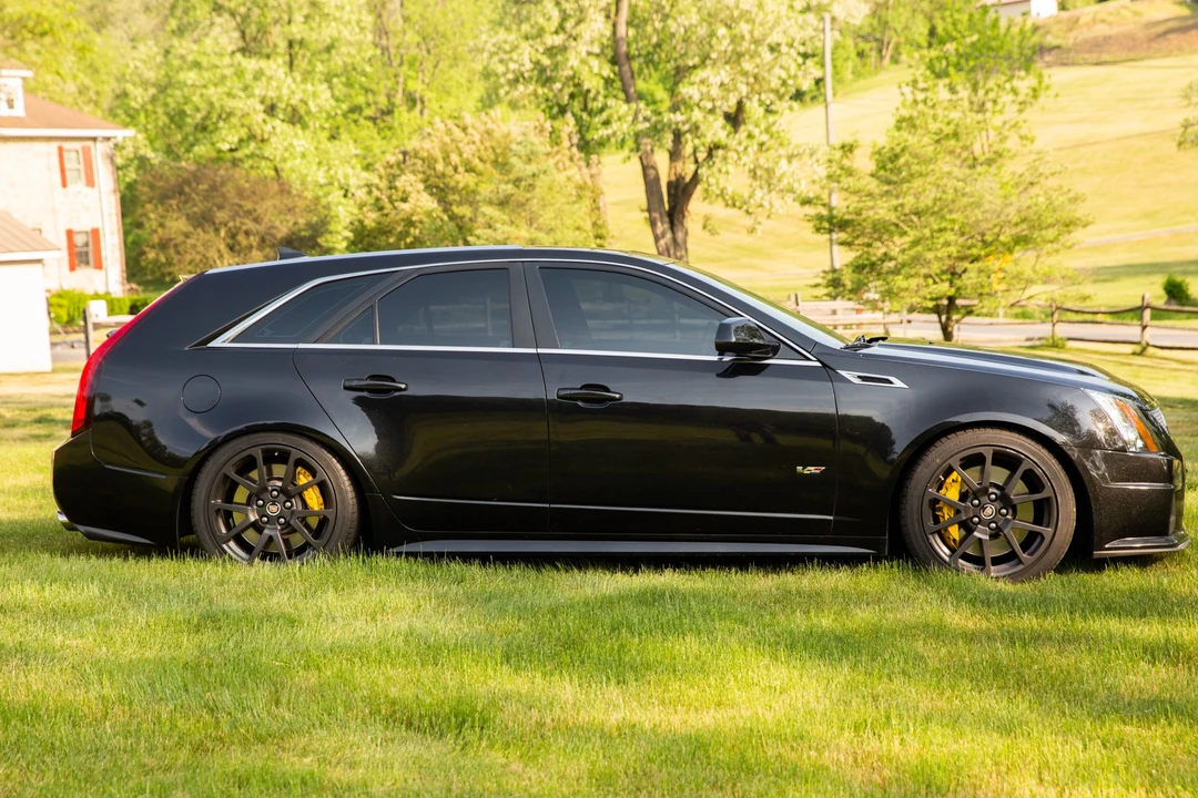 2011 Cadillac CTS-V 2nd Gen - Image 24 of 31